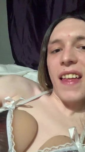 Sissy Ts cums handsfree taking bbc