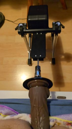 Beginner fucked by 6 cm diameter dildo