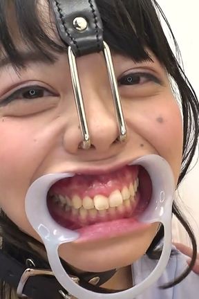 Koharu and Urea's Surreal Face-off: a Seductive Exploration