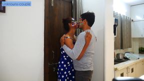 Boyfriend Takes Girl at His Empty Home to Enjoy Valantine