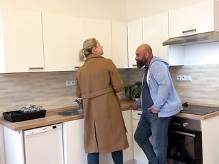 Hawt Golden-haired Real Estate Agent Screws Her Large Penis Client