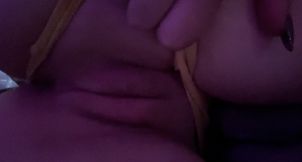 Rubbing my Cute Clit