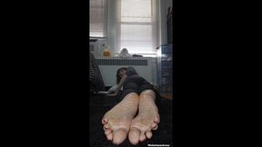 Normally submissive girlfriend gets more and more dominant the longer she gives you Joi