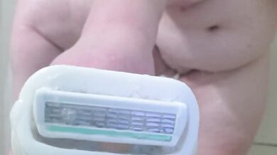 Mature BBW Step Mom Shaves Hairy Pussy Clean Gleaming Cumpilation Shower