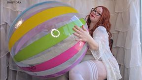 BBW Daisy Mouth Inflates 42 Inch Intex Beach Ball *HD