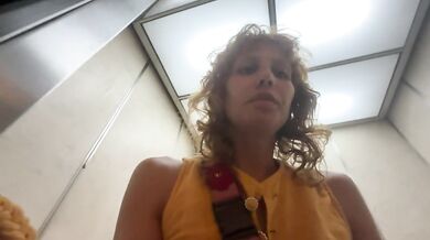 This elevator doesn't make sense