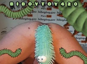 Centipede creeps deep inside femboy’s gaping ass in wild halloween parody