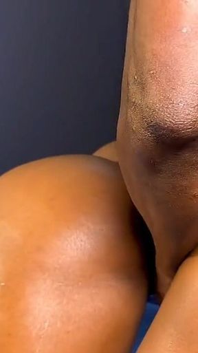 Juicy Curvy Banged Her Lecturer