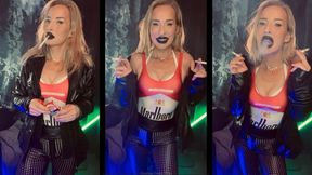 German marlboro Girl encouragement Smoking 2 marlboro 100 at once