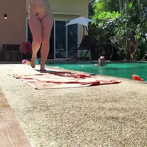 Nude Poolparty! - Amateur Russian Couple - Pattaya Vacations