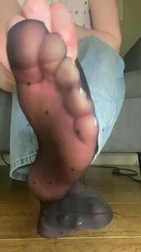 My feet stink but they're still sexy in nylons