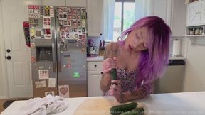 Zucchini Fuck And Squirt