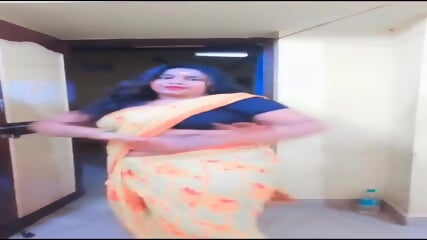 Aunties Navel Collection S1