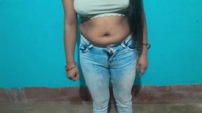 Sister-in-law gets, Saale alone at home