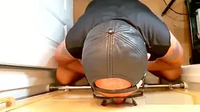Amateur Reality Gloryhole Blow Job