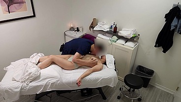 A gorgeous Japanese waitress who was like "no, no, no, I have a boyfriend" when her massage therapist was about to fuck her pussy, but she finished her massage with a big smile on her face *Membership