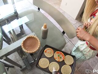 Kenzie Reeves Gets Stuffed With Cum On Thanksgiving