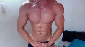 Jhonny\'s Sweaty Muscle Show