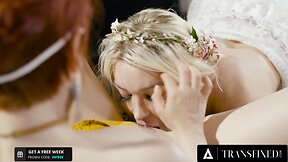 Aubrey kate: big tits trans pornstar eats pussy with passion