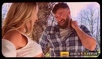 Kayla Wild's Hot Window Washing Adventure premium videos