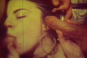 Deepthroat-obsessed Retro Babe Worships Cock in Vintage Loop
