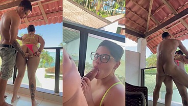 Squirt da gaucha rabuda fudendo com maloqueiro na sacada beira mar