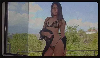 Shy Brunette Bianca Diaz Teases and Pleases Herself