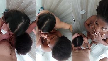 Trio Interracial En La Ducha