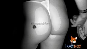 primer dia en las cabinas juarez, fui con mi esposo y un tipo me follo por el gloryhole