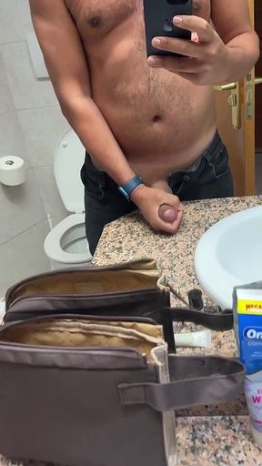 Can You Resist My Huge Dick? Love Fuck a Nice Hole.