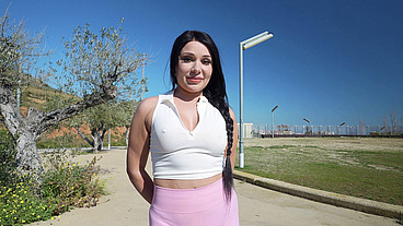 Fucking Bratz in Public