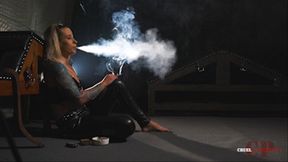 Smoking alone II FHD MP4