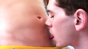 Twink sucks off his friend & loves every moment of it
