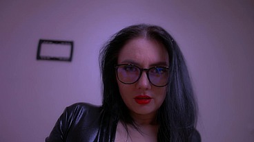 Dissolute slattern pegging her male's and gets cum.