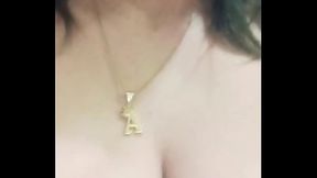 MATURE VENEZUELAN SQUIRT