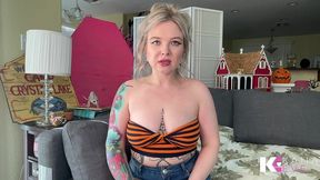 plugged prostate meat puppet while sucking my cock