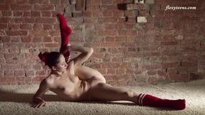 ”Siro Zagibalo has a tight wet cunt when her legs are spread”