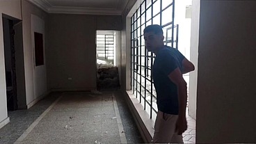 GANBANG EN GARAGE ABANDONADO