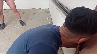 GANBANG EN GARAGE ABANDONADO