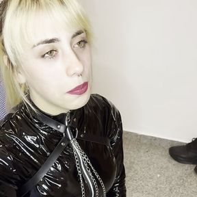 Latex Facefuck Doll Sloppy Blowjob