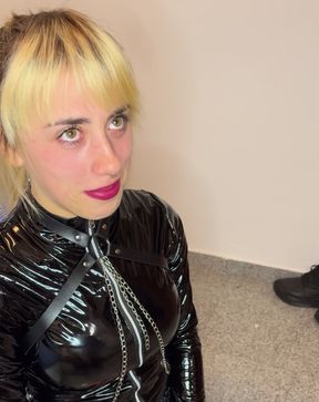 Latex Facefuck Doll Sloppy Blowjob
