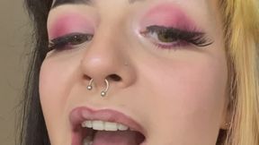 ‘Heart shaped’ lipstick for valentines