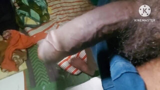 Melancap, 69, hitam, tanpa baju, seks, gemuk, otot – pelacur gay amatur India dengan zakar besar mengongkek di punggung