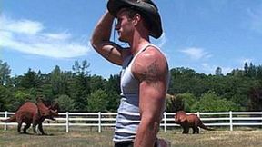 Kyle is a strong fucker who jerks off a lot