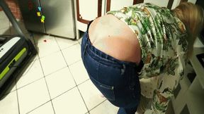 Housewife ass tracking SD MP4(480*360)HD