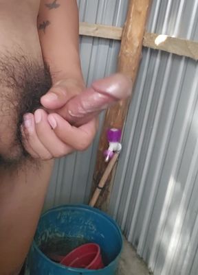 No Sound Jerking Till Cum!