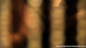 Deva Dassi's Exposed Midriff