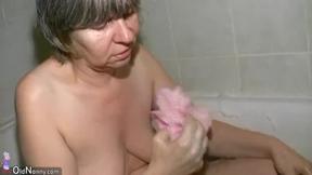 ”Steamy Gilf Fucks Young Stud”