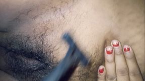 Desi Bhabhi Pusssy Hair Cutting Vidoe