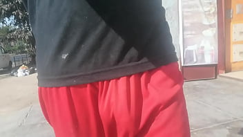 Bulge in public